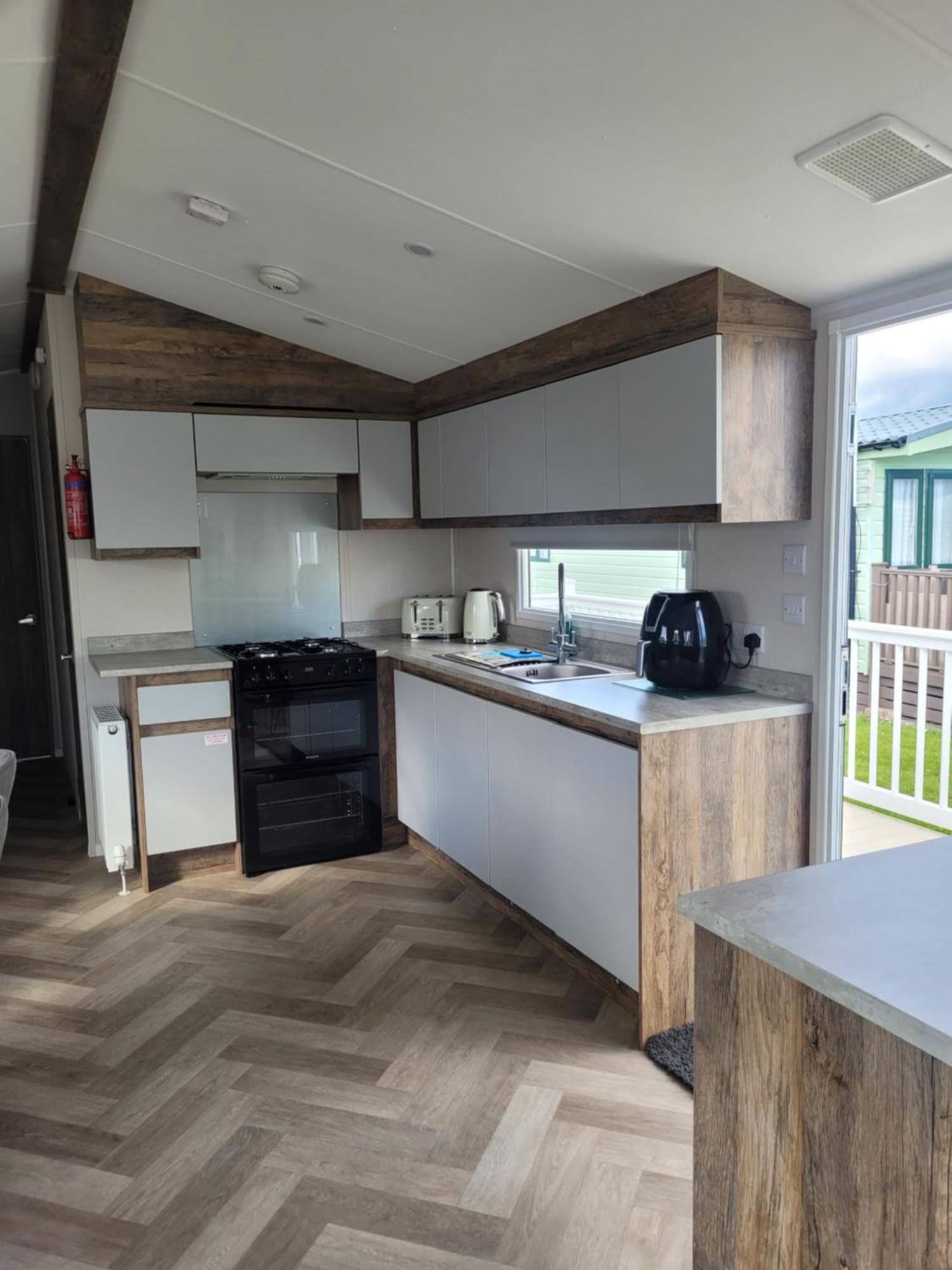 Q8 Ocean Edge Caravan Park ヘイシャム エクステリア 写真